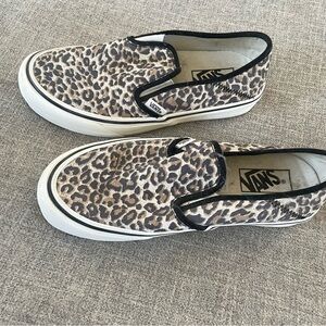 Cheetah print VANS